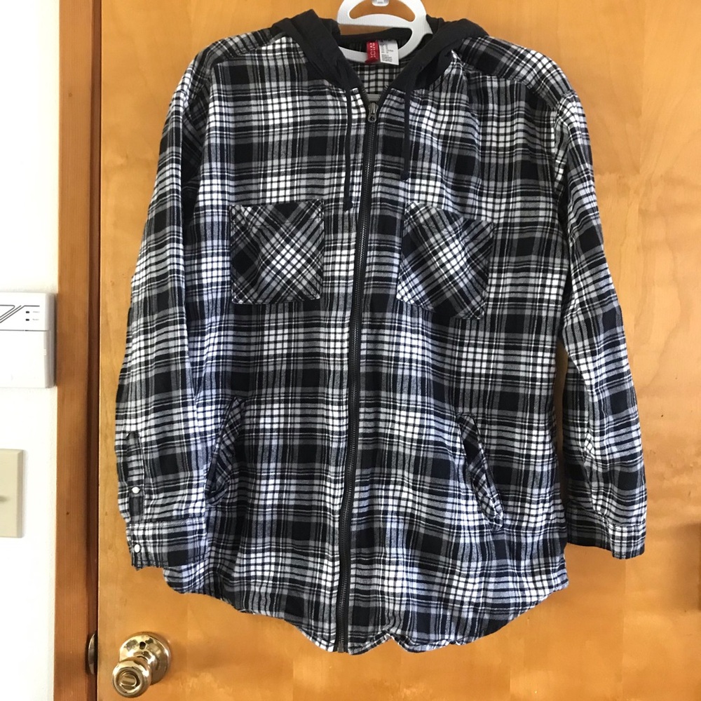 Black & White Plaid Zip Hoodie Shirt